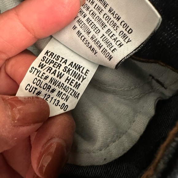 Hudson Krista Super Skinny Raw Hem Jeans - Picture 8 of 10